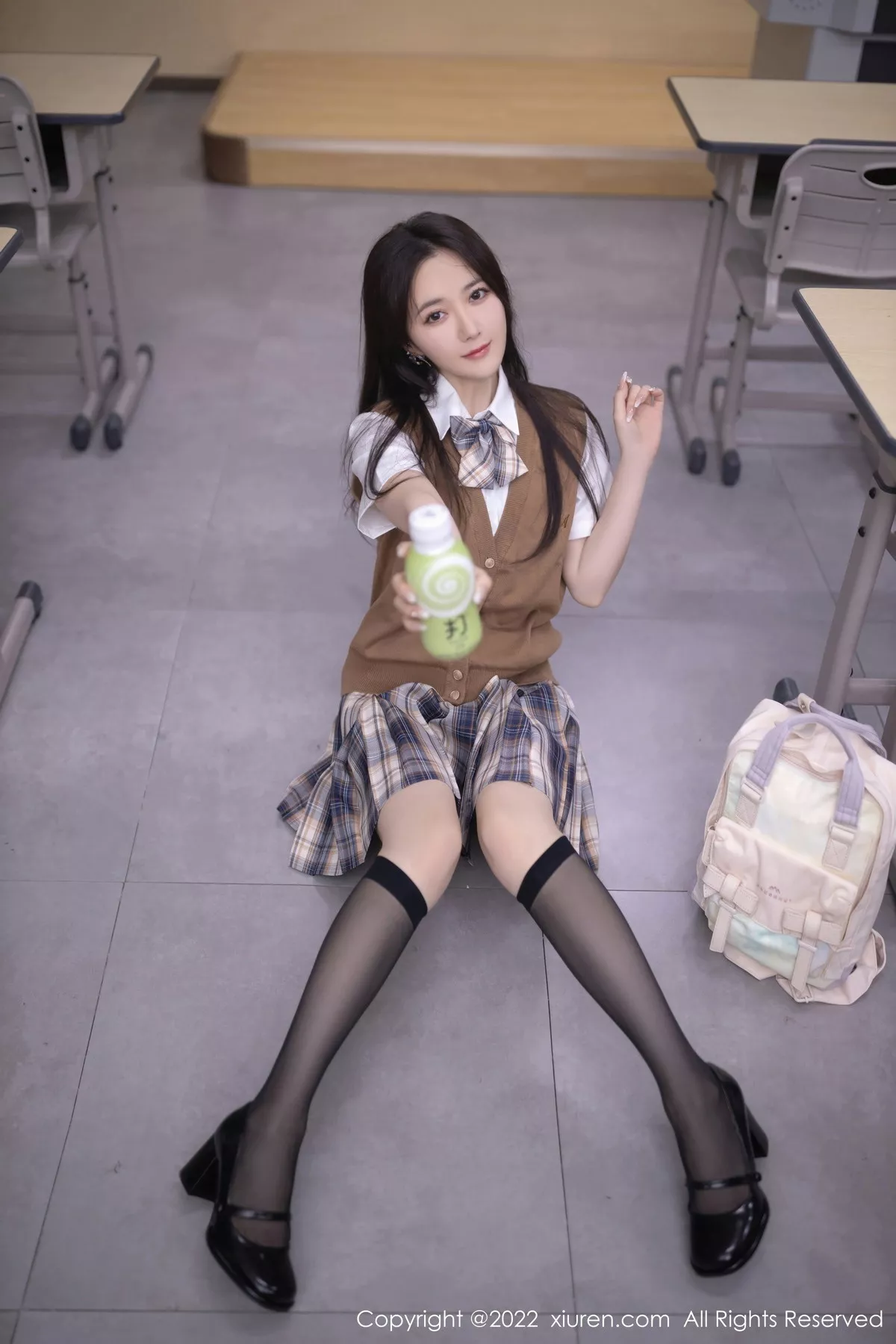 [XiuRen秀人网]第5673期鱼子酱写真-秀人资源网